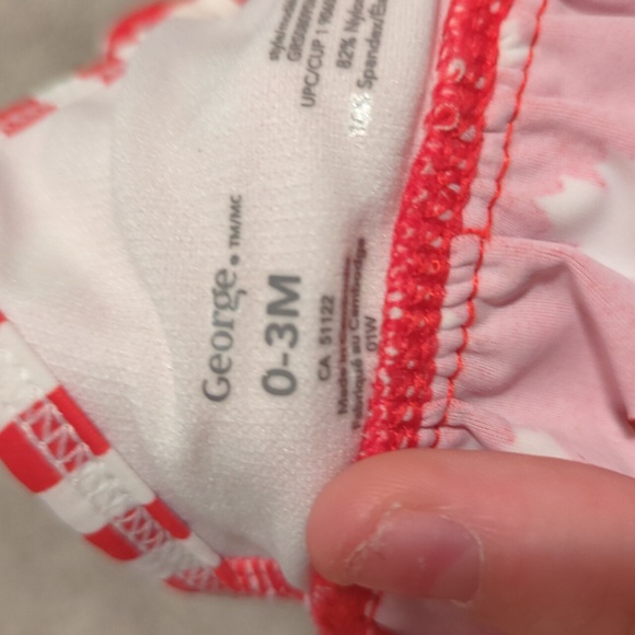 Baby swim top - Picture 2 of 2